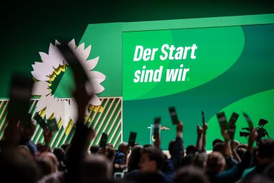 Grüne wollen kämpfen - bei Eis und bei Schnee - "Der Start sind wir" - unter diesem Motto stimmen sich die Grünen auf den anstehenden Bundestagswahlkampf ein. 