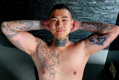 Guang (25) aus Plauen ist Barbetreiber, Reiseleiter, Türsteher, Globetrotter und jetzt IT-Fachinformatiker! - Tattoos haben für Guang (25) vor allem eine ästhetische Bedeutung. 