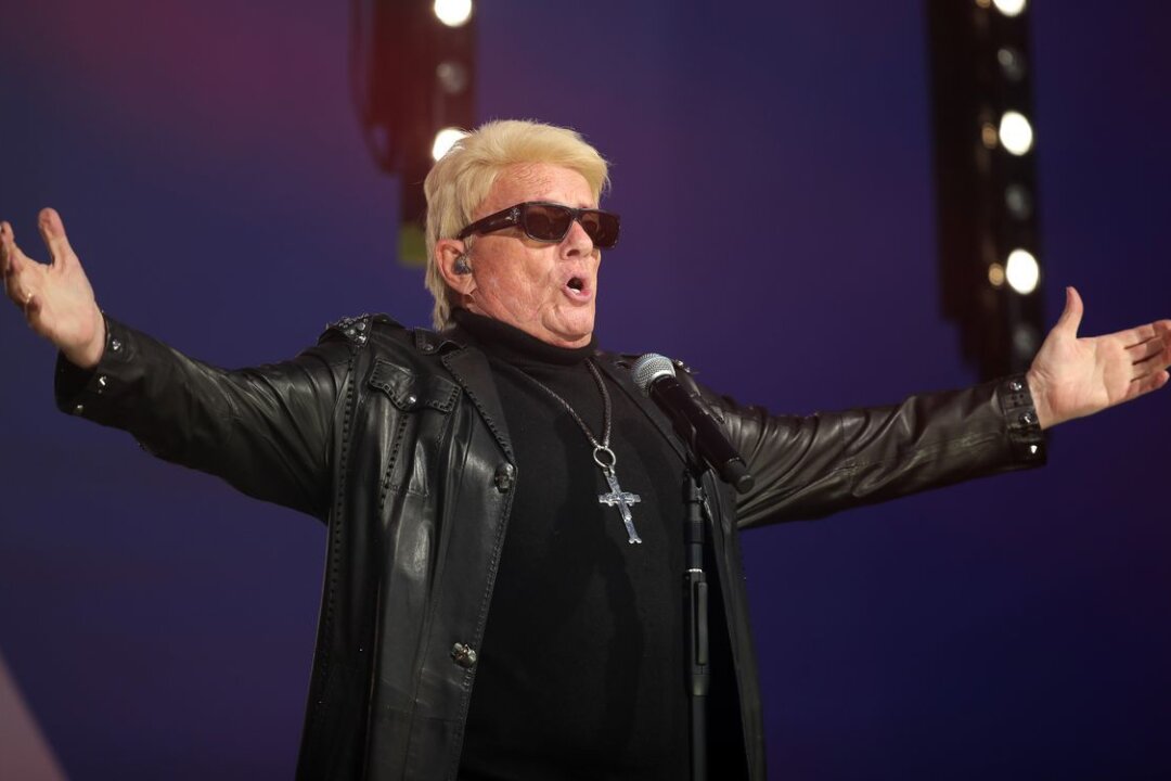 Heino: "Wir brauchen in Deutschland einen Donald Trump" - Heino wünscht sich in Deutschland einen Politiker wie Donald Trump.