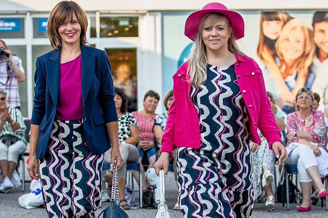 Hier kann man Sommermode-Trends live erleben - Am 7. Juni steigt die "Kress Fashion Party" in Hartmannsdorf. Hier eine Impressionen der Party vom Sommer 2023 Foto: Kress/Archiv