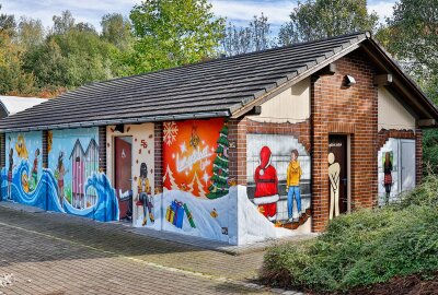 Hingucker am Festplatz in Oberlungwitz - Das Toiletten- und Mehrzweckgebäude am Oberlungwitzer Festplatz ist jetzt ein echter Hingucker. Foto: Markus Pfeifer