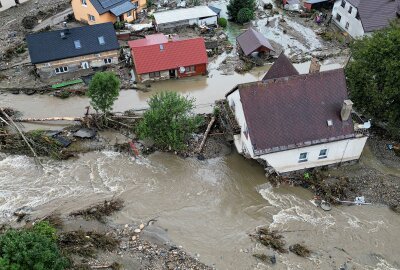 Hochwasserkatastrophe in Tschechien und Polen: Starke Schäden auf Straßen und Häuser - Erst jetzt werden die Schäden sichtbar. Im Bild: Mikulovice. Foto: Bernd März