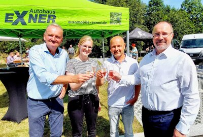 Hochwasserschutz für Plauen-Haselbrunn: Regenüberlaufbecken in Betrieb genommen - Hier gibt's Impressionen von der kleinen Einweihungsfeier dieses großen Bauprojektes. Fotos: Karsten Repert