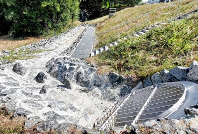 Hochwasserschutz für Plauen-Haselbrunn: Regenüberlaufbecken in Betrieb genommen - Hier gibt's Impressionen von der kleinen Einweihungsfeier dieses großen Bauprojektes. Fotos: Karsten Repert