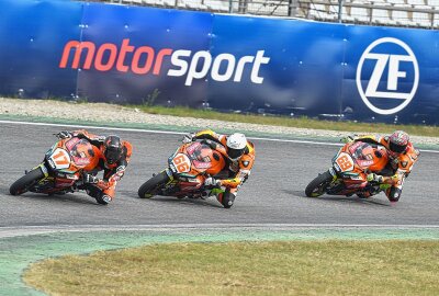 IDM-Saison-Finale in Hockenheim - Weiterer Sieg von Phillip Tonn (# 66). Foto: Thorsten Horn