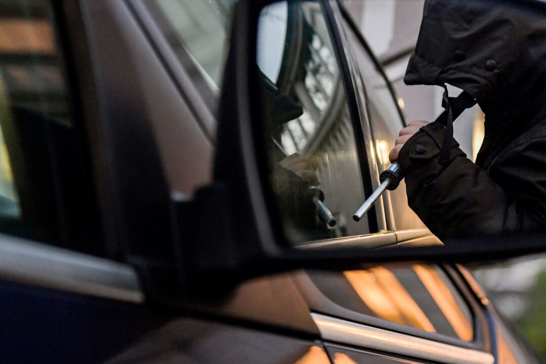 Immer mehr Autodiebstähle - Diebe haben neue Tricks - BKA registriert mehr gestohlene Autos. (Symbolbild) 