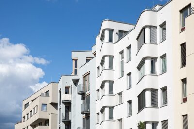 Immobilienerwerb: Kaufvertrag bestimmt Gebäudeabschreibung - Sind der Kaufpreis des Gebäudes und des Grundstücks separat im Kaufvertrag ausgewiesen? Aus steuerlicher Sicht kann das sinnvoll sein.