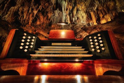 In dieser Höhle spielen die Steine die Musik - Die Orgel in den Luray Caverns gilt als das größte unterirdische Musikinstrument der Welt. Gespielt wird sie allerdings nur zu besonderen Anlässen.