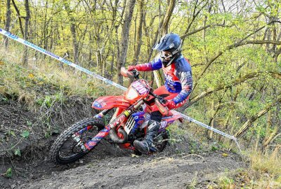 Jeremy Sydow dominierte das Enduro-EM-Finale - Da war Tanja Schlosser noch im Rennen. Foto: Thorsten Horn