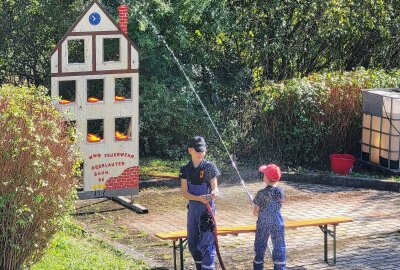 Jugendfeuerwehr Oberlauterbach feiert 25-jähriges Bestehen - FF Oberlauterbach