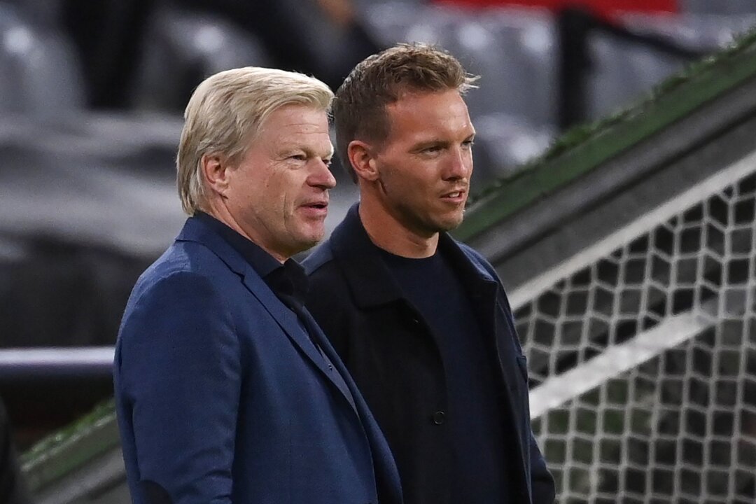 Kahn über Torwart-Duell: Kein Favorit, aber ein Vorteil - Oliver Kahn (links) sieht aktuell keinen eindeutigen Favoriten für die Torhüter-Position in der Nationalmannschaft von Julian Nagelsmann.