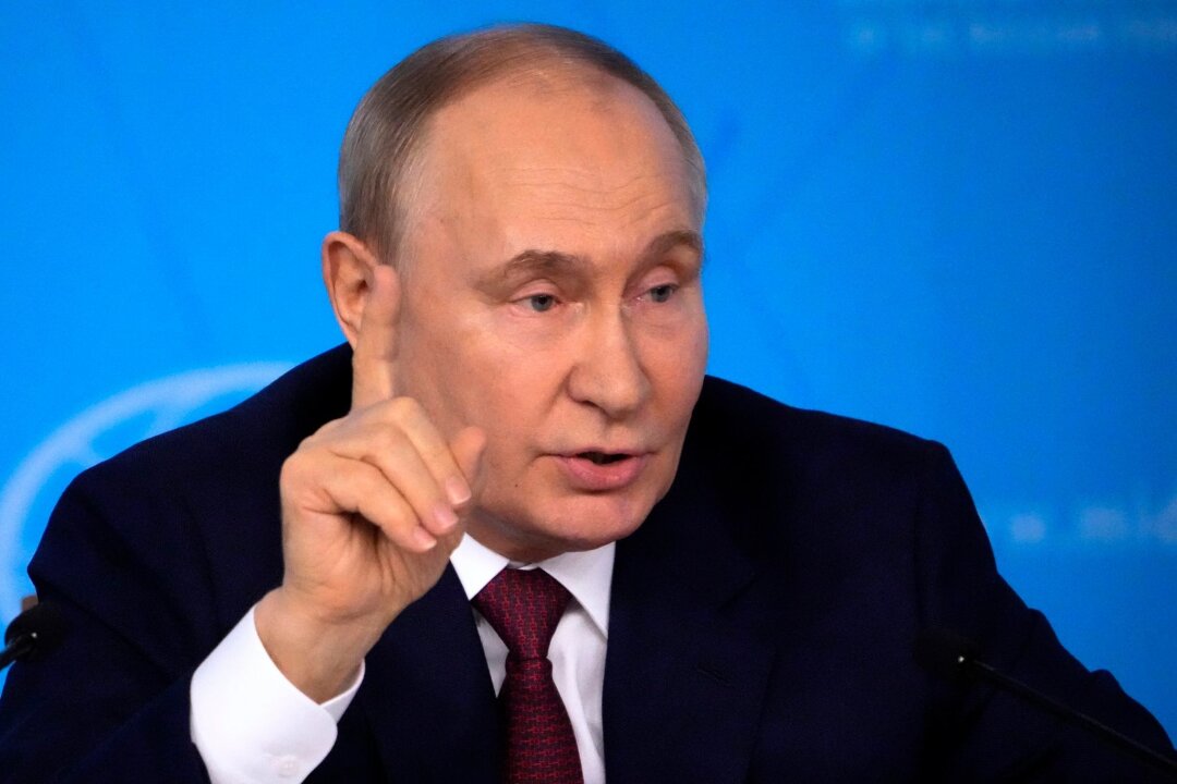 Kampf gegen die Ukraine: Putin lobt Unterstützung Nordkoreas - Der russische Präsident Wladimir Putin: Sein Besuch in Nordkorea soll bis Mittwoch dauern.