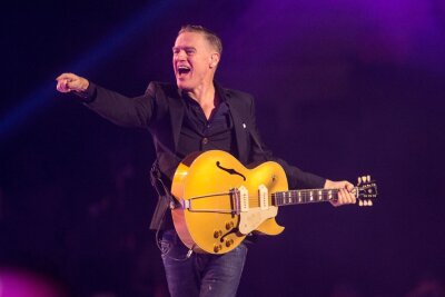 Kanadas beliebtester Rockexport: Bryan Adams wird 65 - Im kommenden Jahr will Bryan Adams ein neues Album veröffentlichen. (Archivfoto)