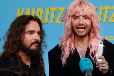 Kaulitz-Brüder kritisieren ProSieben nach Show-Flop: "Mal die Gehirnzellen zusammennehmen" - Tom Kaulitz (links) und sein Bruder Bill ärgern sich nicht nur über die Berichterstattung zur "Superduper Show".