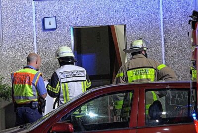 Kellerbrand in Leipzig: Zwei Wohnhäuser wurden evakuiert - In der Nacht von Donnerstag auf Freitag wurden Feuerwehr und Polizei in die Lukasstraße gerufen, da es in einem Mehrfamilienhaus brannte. Foto: xcitepress/XCitePress