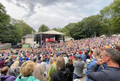 Kerstin Ott war auf der Freilichtbühne in Zwickau zu erleben - Kerstin Ott ist auf der Freilichtbühne in Zwickau aufgetreten. Foto: Ralf Wendland