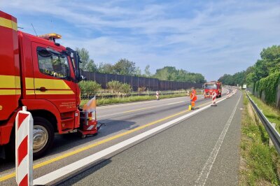 Kilometerlanger Rückstau durch Ölspur auf A72 - Aufgrund einer Ölspur kommt es zu kilometerlangem Rückstau auf der A72. Foto: privat