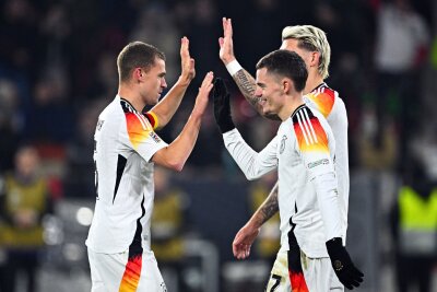 Kimmich wächst als Kapitän: Entpuppung eines Anführers - Abklatschen und Jubeln. Das konnte Kimmich in der Nationalmannschaft zuletzt ganz oft. 