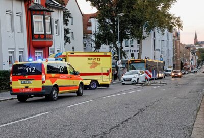 Kind wird in Chemnitz von PKW erfasst - PKW erfasst Kind in Chemnitz. Foto: ChemPic