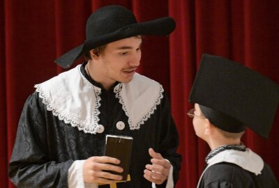 Kinder- und Jugendtheater Burattino: "Der Meisterdieb" begeistert in Schneeberg - Das Kinder- und Jugendtheater Burattino hat das Theaterstück "Der Meisterdieb" in Schneeberg auf die Bühne gebracht. Foto: Ralf Wendland