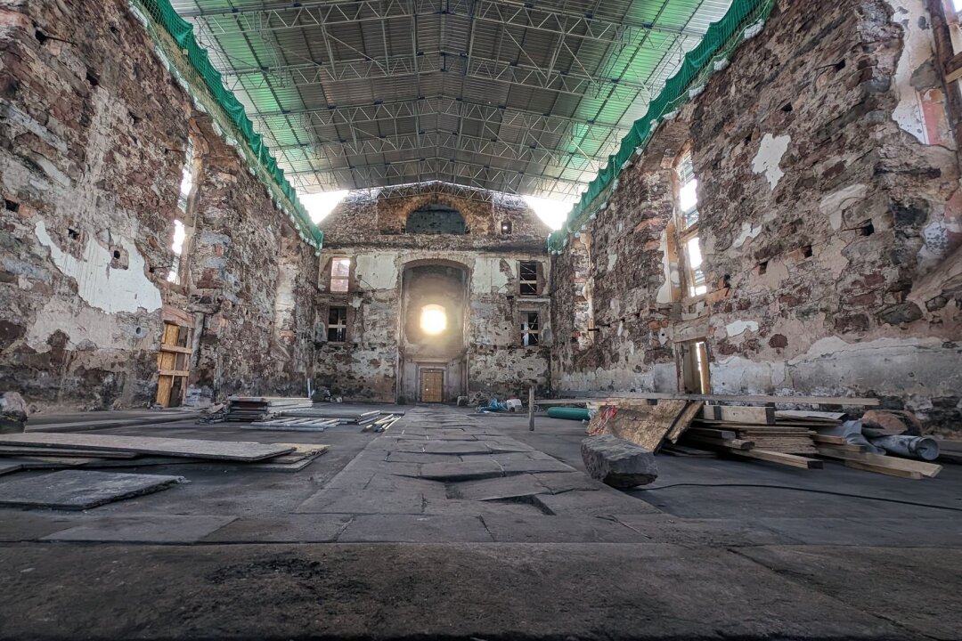 Kirchenbrand von Großröhrsdorf - Urteil rechtskräftig - Urteil gegen Brandstifter der Stadtkirche Großröhrsdorf rechtskräftig (Archivbild)