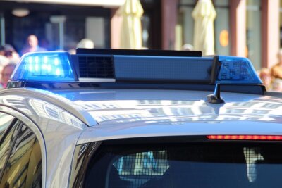 Körperlicher Angriff auf Taxifahrer in der Chemnitzer Innenstadt - Als der 45-Jährige die Fahrgäste zur Zahlung der Taxifahrt aufforderte, schlug ihn einer der Männer mehrfach. Symbolbild. Foto: Pixabay/ RayMediaGroup