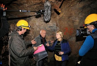 Komparsen für den Erzgebirgskirmi-Dreh in Chemnitz gesucht - Rückblick: Dreharbeiten zum Erzgebirgskrimi in Schwarzenberg. Archivfoto: Carsten Wagner