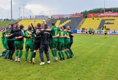 Kopfkino: VFC Plauen büßt auf Zielgerade fünf Punkte ein - Hier gibt's Bilder vom Spiel. Foto: Karsten Repert