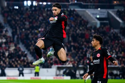 Krösche will Marmoush nicht im Winter abgeben - Omar Marmoush soll mindestens bis zum Sommer bei der Eintracht bleiben. 