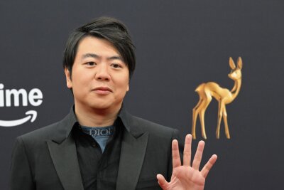 Lang Lang über neu entdecktes Stück: "Klingt wie Chopin" - Star-Pianist Lang Lang hat einen erst kürzlich entdeckten Chopin-Walzer eingespielt.