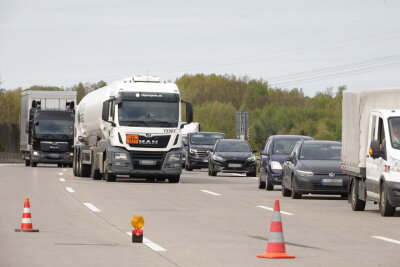 Es bildete sich ein kilometer langer Stau. Foto:ChemPic