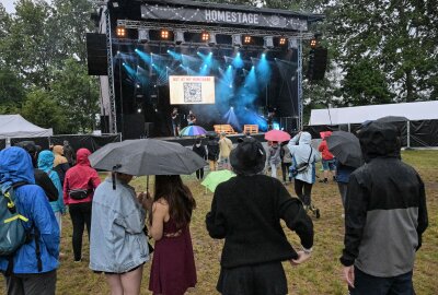 "Leben mit Gott": Festival im Erzgebirge zieht Besucher aus ganz Deutschland an - Das Homeward-Festival in Niederwürschnitz hat auch in diesem Jahr Besucher bewegt und begeistert. Foto: Ralf Wendland