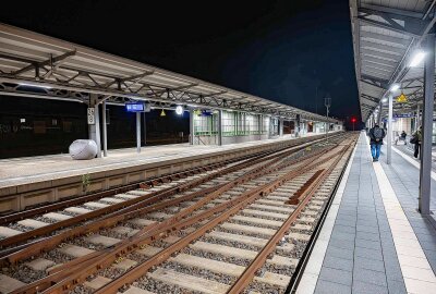 Legt ein Kabelklau den Zugverkehr in Sachsen lahm? - Offenbar legt aktuell erneuter Kabelklau den Bahnverkehr in Zittau lahm.  Foto: xcitepress