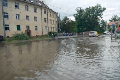 Ein starkes Unwetter zog Freitagnachmittag über Leipzig. Foto: Christian Grube