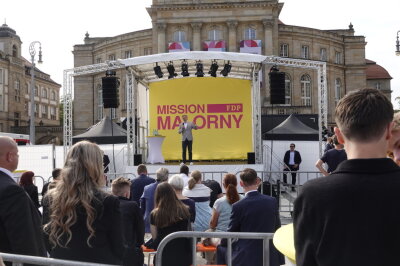 Bundesfinanzminister Christian Lindner zu Besuch in Chemnitz bei der Wahlkampfkundgebung der FDP. Foto: Harry Härtel