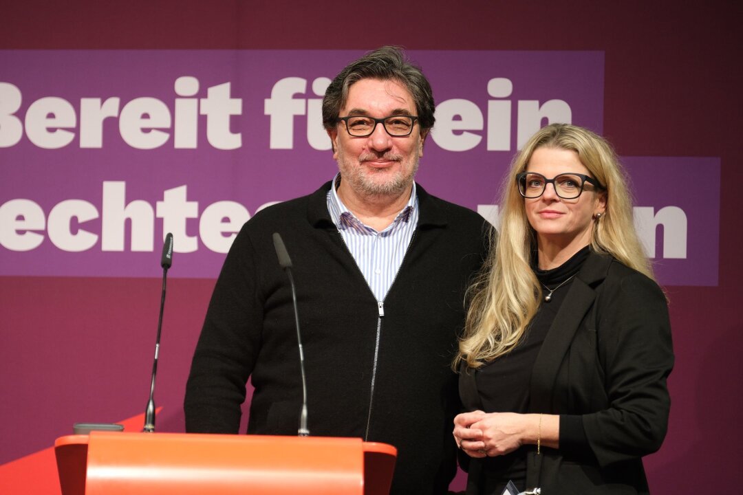 Linke wollen Minderheitsregierung beim Wort nehmen - Susanne Schaper und Stefan Hartmann bleiben bis nach der Bundestagswahl das Führungsduo der sächsischen Linken. 