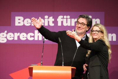 Linke wollen Minderheitsregierung beim Wort nehmen - Susanne Schaper und Stefan Hartmann bleiben bis nach der Bundestagswahl das Führungsduo der sächsischen Linken. 