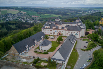 Location: Schloss Augustusburg - Schloss Augustusburg: Ein imposantes Bauwerk aus dem 16. Jahrhundert.