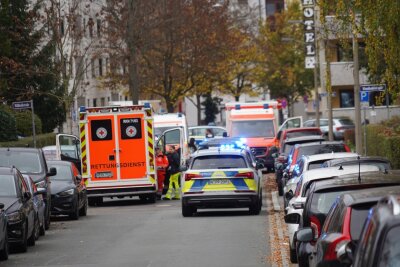 Mann stirbt nach Schuss aus Polizeiwaffe - Der Mann sei noch vor Ort gestorben.