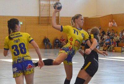 Marienberg bleibt in der Handball-Oberliga eine Klasse für sich - War von den Gästen nur selten zu bremsen: Leonie Tinney. Foto: Andreas Bauer