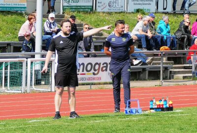 Marienbergs Oberliga-Kicker bejubeln Überraschungserfolg - Motor-Trainer Ronny Rother sah diesmal eine starke Leistung seiner Elf. Foto: Andreas Bauer