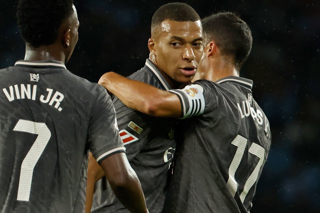 Mbappé kehrt mit Torerfolg zurück - Real gewinnt gegen Vigo - Kylian Mbappé wird für seinen Torerfolg gefeiert.