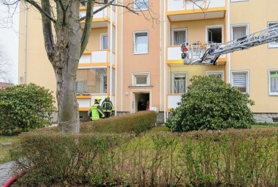 Mehrere Feuerwehren zu Großeinsatz in Schneeberg alarmiert - Angebranntes Essen sorgt für Großeinsatz der Feuerwehren. Foto: Niko Mutschmann