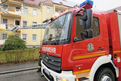 Mehrere Feuerwehren zu Großeinsatz in Schneeberg alarmiert - Angebranntes Essen sorgt für Großeinsatz der Feuerwehren. Foto: Niko Mutschmann