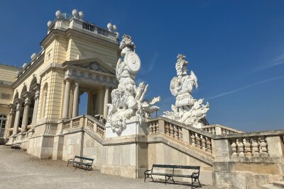 Meine 10 Reisetipps für Wien - Von der Gloriette hat man eine unglaubliche Aussicht. Foto: privat