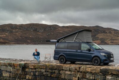 Mercedes Marco Polo: Vom Lieferwagen zum Life-Style-Camper - Aufgestellte Auszeit: Wenn der Aufenthalt mal wieder länger dauert, kann unter dem Aufstelldach die Nachtruhe eingeläutet werden.