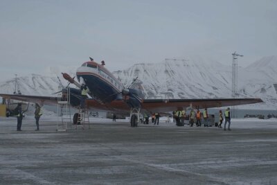 Metereologe Özden Terli: "Man muss alles elektrifizieren, das ist das Effizienteste" - Das in Spitzbergen stationierte Forschungsflugzeug Polar 6 ist Teil einer internationalen Kampagne zur Untersuchung der Änderungen von Luftmassen in der Arktis.