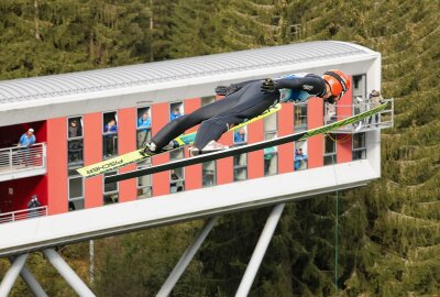 Mit Fettner, Eisenbichler, Prevc: Das war der Skisprung Continental Cup in Klingenthal - Markus Eisenbichler (GER) aufgenommen im Rahmen des Continental Cups in Klingenthal. Foto: Johannes Schmidt