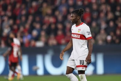 Mittelfußbruch: VfB mehrere Monate ohne Touré - El Bilal Touré verletzte sich im Länderspiel für Mali. Er wird dem VfB mehrere Monate fehlen.