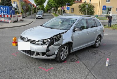 Mopedfahrer bei Verkehrsunfall verletzt - Foto: Roland Halkasch